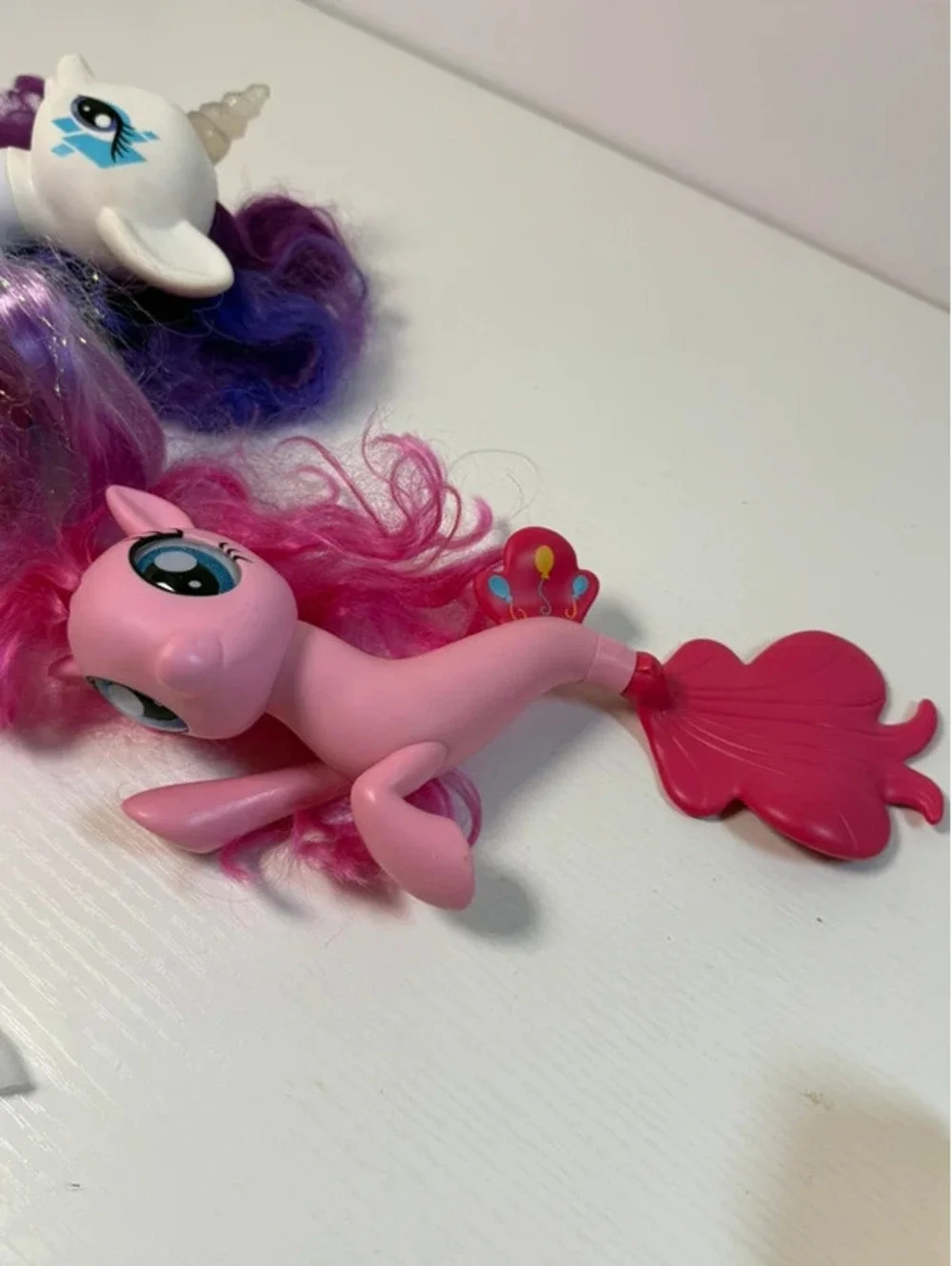 Hasbro My Little Pony Lot – Rarity Light-Up Figure, Pinkie Pie Mermaid & G3 Pony